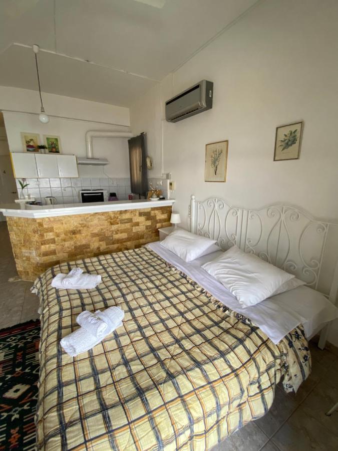 Δωματια Ξανθουλα Xanthoyla Rooms 아말리아폴리 외부 사진