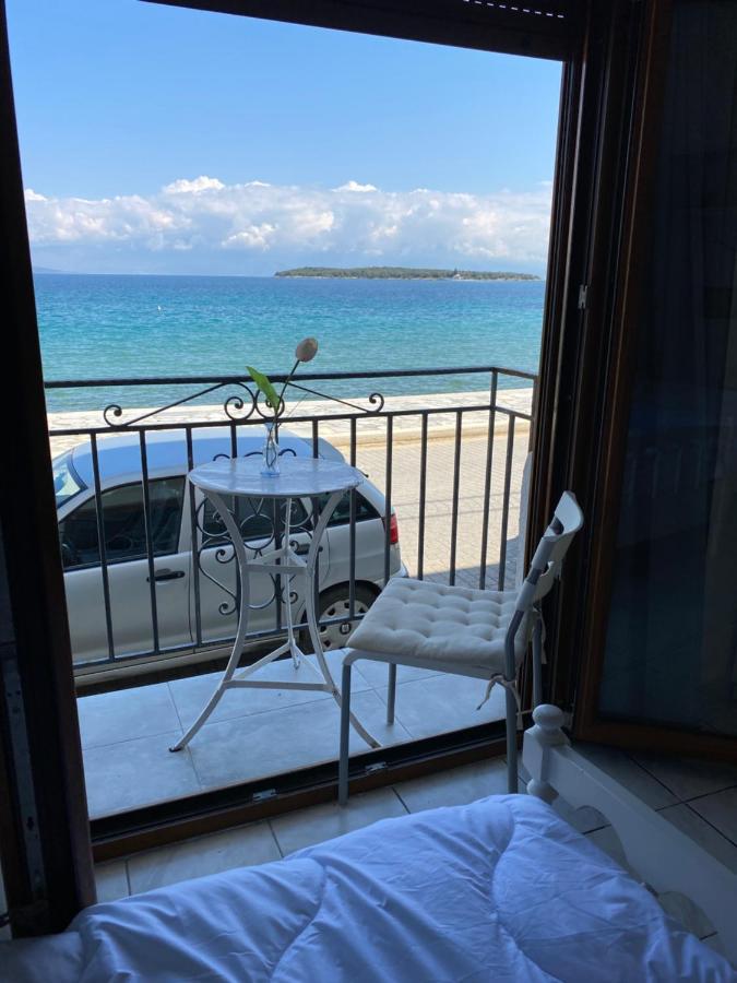 Δωματια Ξανθουλα Xanthoyla Rooms 아말리아폴리 외부 사진